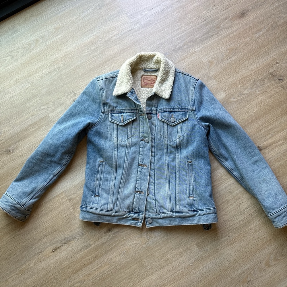 Levi's Blue Denim Jacket with Sherpa Collar S/P